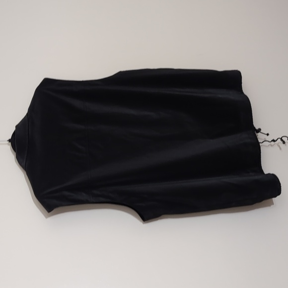 Brody| Vintage 90s Black Rubber Like Zippered Vest With Zippered Pockets - Picture 6 of 12